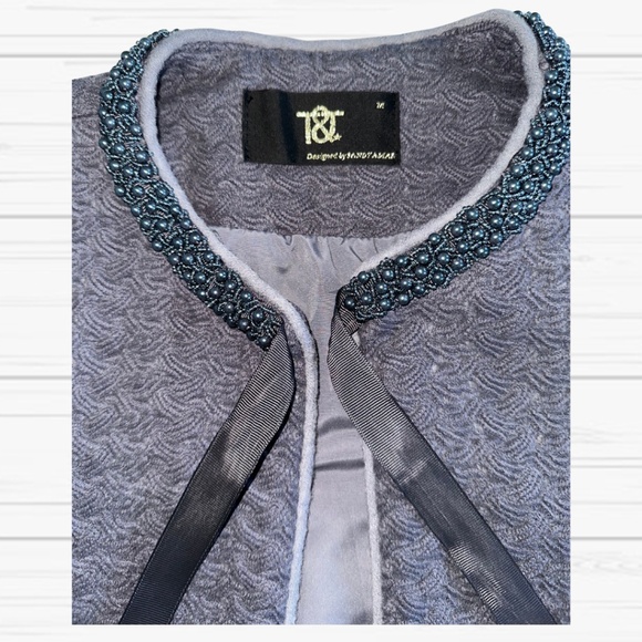 Retro-Inspired Beaded Two-Piece-Set: Grey Jacket & Skirt - Picture 3 of 10